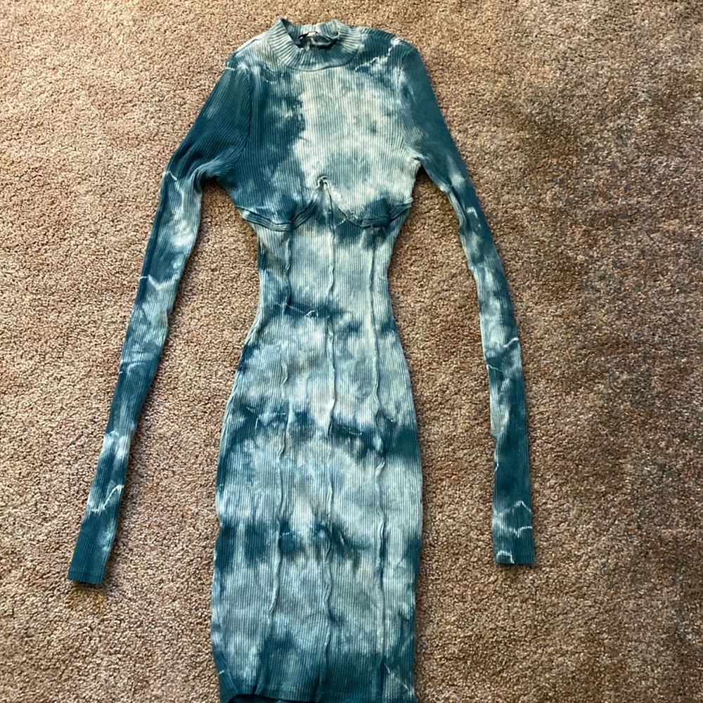 Fashion Nova Long Sleeve Bodycon Dress
